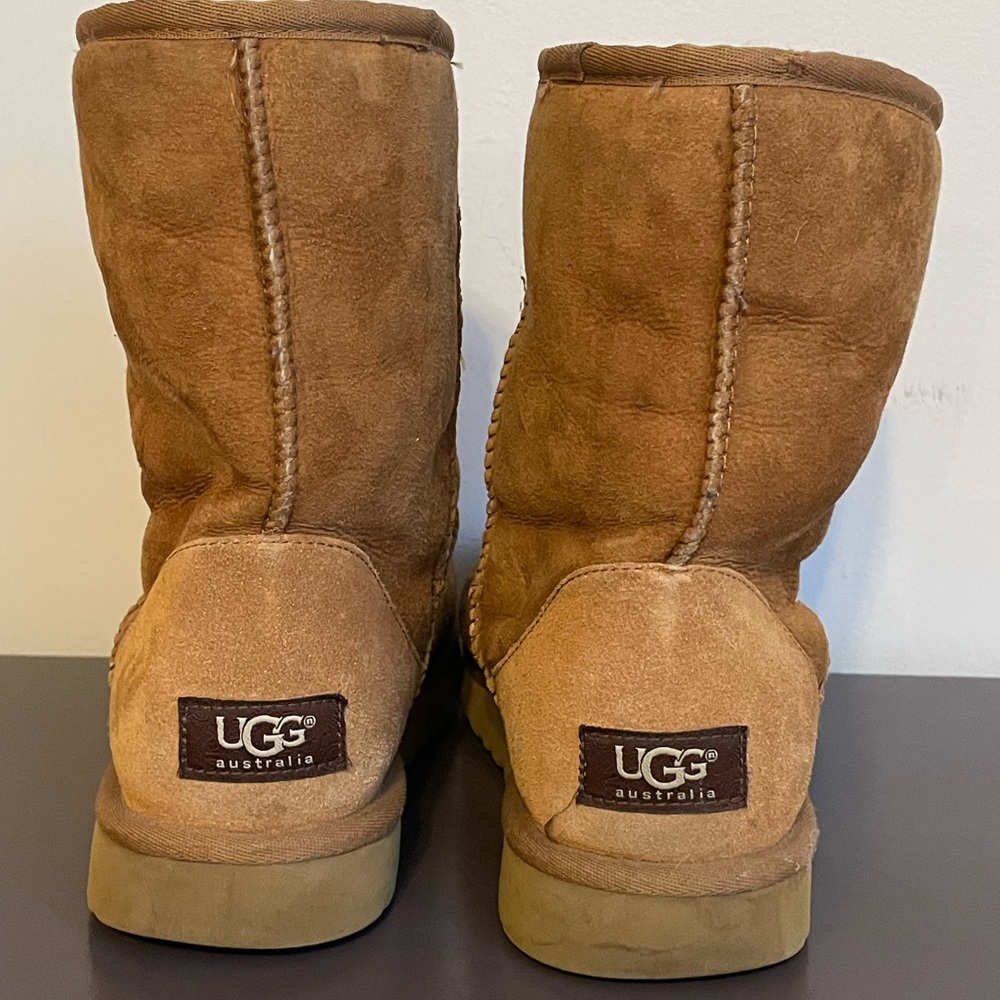 Chestnut Ugg Boots Size 8